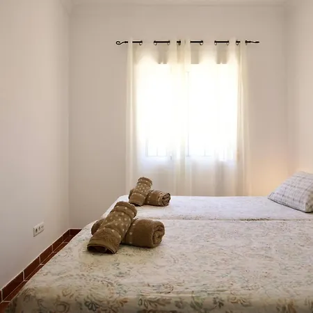 Cerca De La Playa Torrecilla נרחה