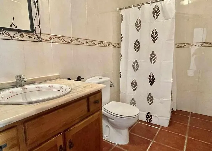 Cerca De La Playa Torrecilla